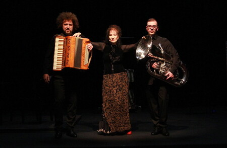 Blagi pokojniki dragi možje 1